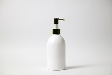 bottle pump color white hd quality for mockup free download 