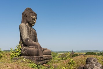 Fototapeta premium Buddha Statue at Peisi Taung (Pizidaung), Mrauk U, Burma (Myanmar)