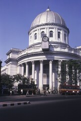 Obraz premium General post office, an impressive white domed building with Corinthian coloumn in Kolkata or Calcutta, India, Asia