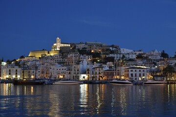Obraz premium Dalt Vila of Ibiza or Eivissa, evening, Ibiza Town, Ibiza, Balearic Islands, Spain, Europe