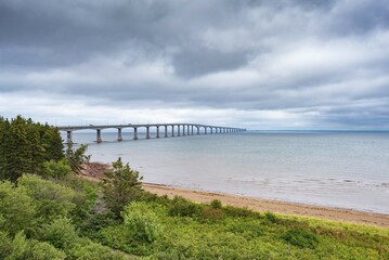 Obraz premium Confederation bridge linking New Brunswick with Prince Edward Island, Canada, North America