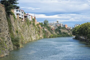 Fototapeta premium Town at Mtkvari river, Tbilisi, Georgia, Asia