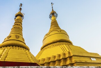 Fototapeta premium Golden Stupa, Buddhist temple, Shwedagon Pagoda, Yangon, Myanmar, Asia