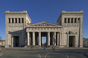 Obraz premium Propylaea, west side, reliefs, architect Leo von Klenze, Königsplatz, Munich, Bavaria, Upper Bavaria, Germany, Europe