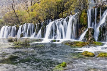 Obraz premium Arrow Bamboo Lake waterfalls, Jiuzhaigou National Park, Sichuan Province, China, Asia