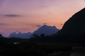 Obraz premium Mountains, Karst mountains on the Nam Ou River, Sunset, Nong Khiaw, Luang Prabang Province, Laos, Asia