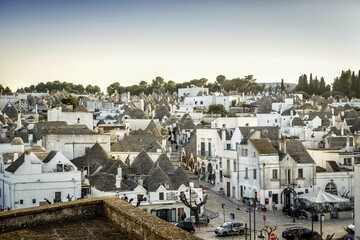 Fototapeta premium Traditional trulli houses, Alberobello, Puglia, Italy, Europe