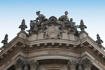 Gable with decorative figures, Old Stock Exchange, Gründerzeit, Lenbachplatz, Munich, Bavaria, Upper Bavaria, Germany, Europe