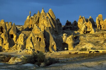Tufa formations in the evening light, Goreme National Park, Göreme, Nevsehir Province, Cappadocia,...