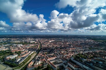 Obraz premium Aerial view of a bustling city with numerous buildings and structures