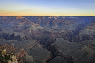 Gorge of the Grand Canyon at sunrise, Colorado River, view from Rim Walk, eroded rock landscape, South Rim, Grand Canyon National Park, Arizona, USA, North America