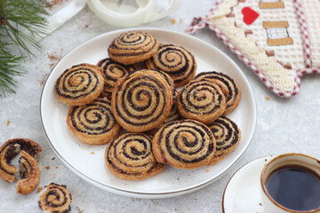 Sweet cookies with poppy seeds and cinnamon