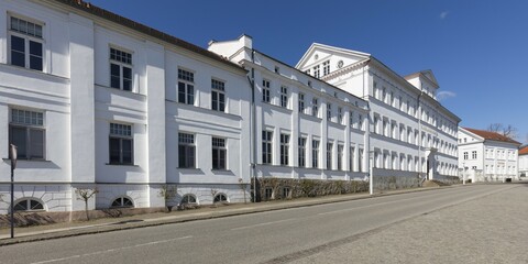 Obraz premium Kavaliershäuser am Rondellplatz Circus, Putbus, Island of Rügen, Mecklenburg-Western Pomerania, Germany, Europe
