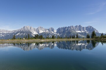 Mountain lake at Astberg, Astbergsee, water reflection, Going, Wilder Kaiser, Kaisergebirge, Kitzb&uuml;heler Alps, Tyrol, Austria, Europe