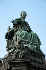 Obraz premium Maria Theresa Monument, Maria Theresa Square, Vienna, Austria, Europe