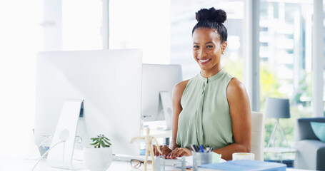 Fototapeta premium Confident, portrait or happy woman on computer for accounting online research or profit evaluation. Budget, business or financial advisor with technology for company revenue, payroll or investment