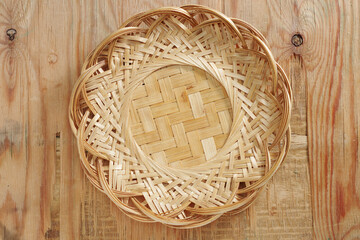 Empty wicker plate