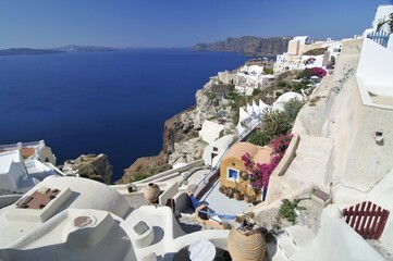 Fototapeta premium View over the town of Oia, Ia, with typical Cycladic architecture, Santorini, Cyclades, Greece, Europe