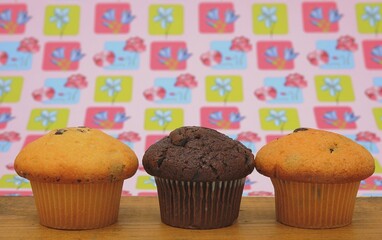 Three muffins