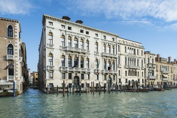 Palazzo Ferri Fini, Palazzo Morosini Ferro Manolesso on the right, seat of the regional government, Grand Canal, Rio delle Ostreghe on the left, San Marco, Venice, Veneto, Italy, Europe