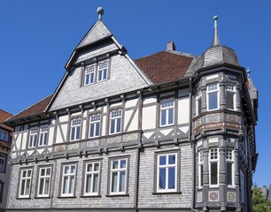 Half-timbered house decorated with carvings in the old town, Goslar, Harz, Lower Saxony, Germany, Europe