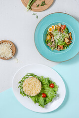 Minimalist Salad Composition with Pastel Background and Artful Plating
