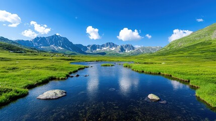Obraz premium A beautiful mountain landscape with a large body of water in the foreground