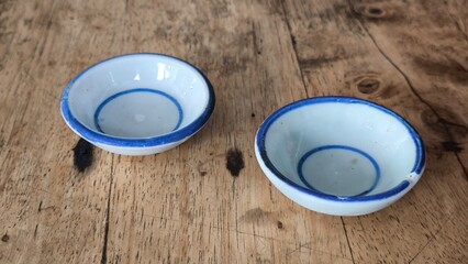 Ceramic cups for Thai desserts