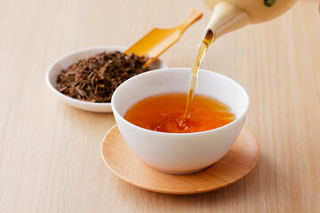 ほうじ茶　Hojicha, roasted green tea
