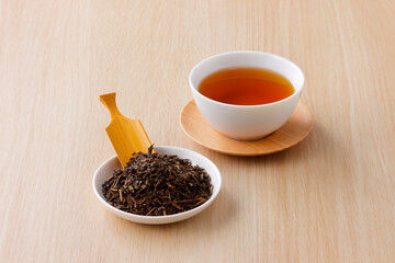 ほうじ茶　Hojicha, roasted green tea