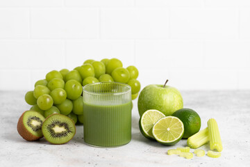 Green detox smoothie, cocktail, diet
