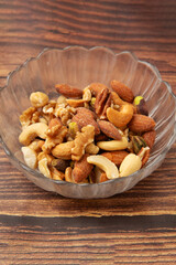 アーモンド、胡桃、ナッツの盛り合わせ