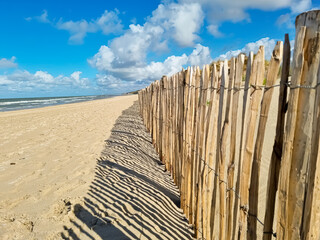 Strandabschnitt von Merlimont an einem wundersch&ouml;nen Sommertag, Normandie