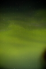 Himmel ist grün von Polarlichtern