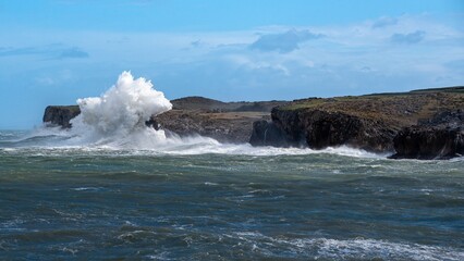 Cue, Llanes, Galerna en el Cantábrico