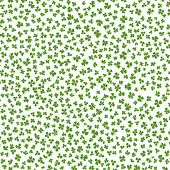 Bold St. Patrick&rsquo;s Day Seamless Pattern with Clovers on white background