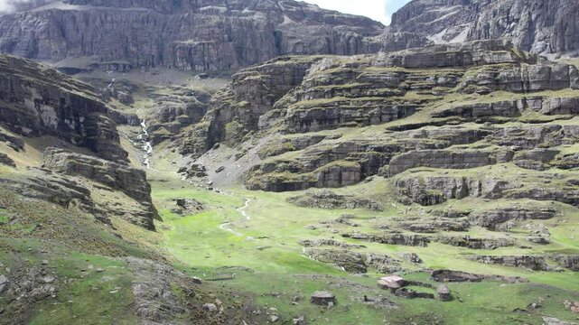 Mesetas y cordillera de Cochabamba, Bolivia