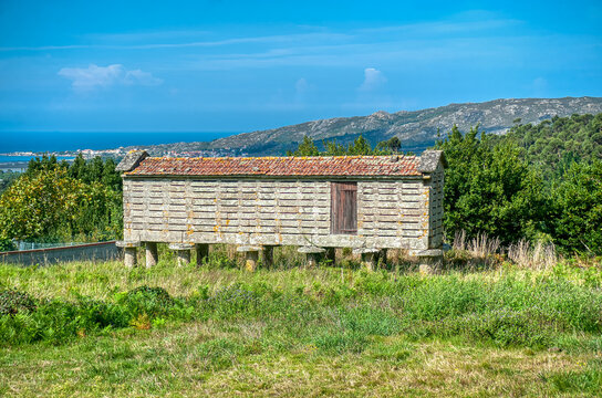 Horreos in Louredo in the municipality of Carnota, in the province of La Coru&ntilde;a.Galicia, Spain