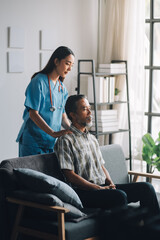 Obraz premium Female Physical Therapist Examines the Patient's Neck