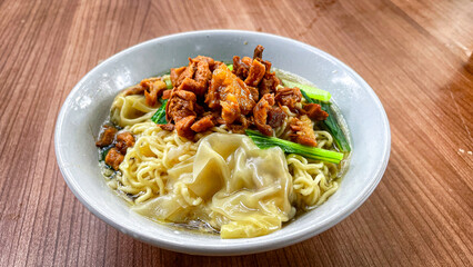 Selekti focuses on Jakarta's signature chicken noodle dish