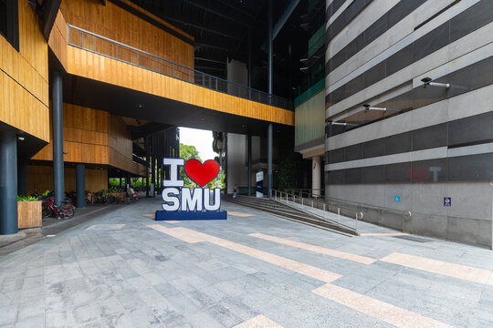 Singapore Management University campus, a public funded private university. Founded in 2000 and the third oldest university in the country triple accredited by AACSB, EQUIS and AMBA