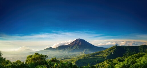 Fototapeta premium merapi volcano panoramic view in the morning