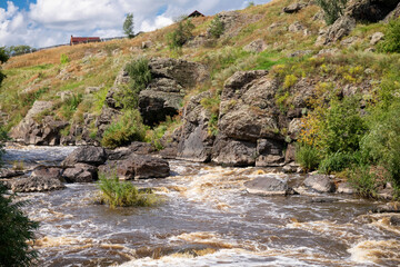 Howler Threshold on the Iset River, Kamensky city district, Sverdlovsk region