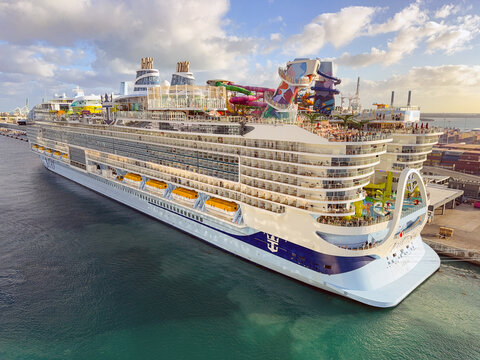 Miami, Florida, USA - 4 January 2025: World's biggest cruise ship, the Icon of the Seas. The ship is operated by RCI, Royal Caribbean International.