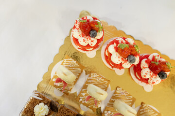 Red mini cream cake, sweet table, sweet snacks