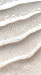 Obraz premium Minimalist Ocean Scene with Soft Waves on Beach