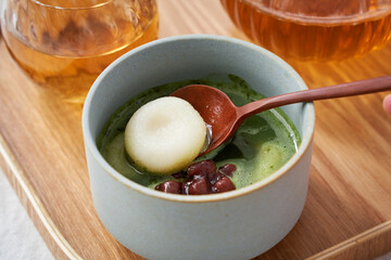 抹茶白玉ぜんざい - 和モダンな和風スイーツ