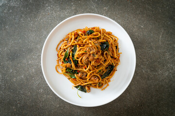 Stir Fried Spaghetti with Clam and Chilli Paste