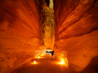ヨルダン　ペトラ遺跡　ペトラバイナイト
