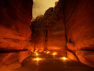 ヨルダン　ペトラ遺跡　ペトラバイナイト